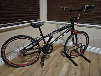 Felt Sector Expert Racing Bicycle With Bombshell Upgrades