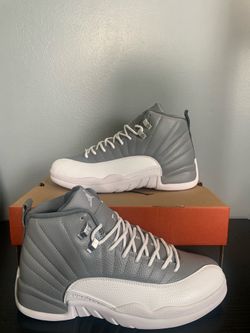 JORDAN 12 STEALTH MENS SIZE 10.5 