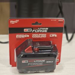 Milwaukee M18 FORGE Battery XC 8.0 Ah REDLITHIUM Battery Pack Good For M18 FUEL Tools