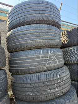 🌀🔱275 65 R 18 Michelin tires en perfectas condiciones de Vida