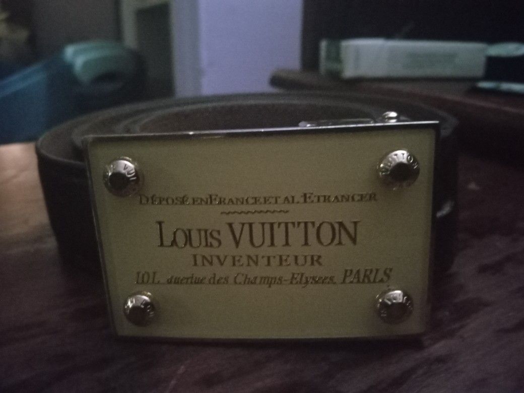 Louis Vuitton Belt Buckle 