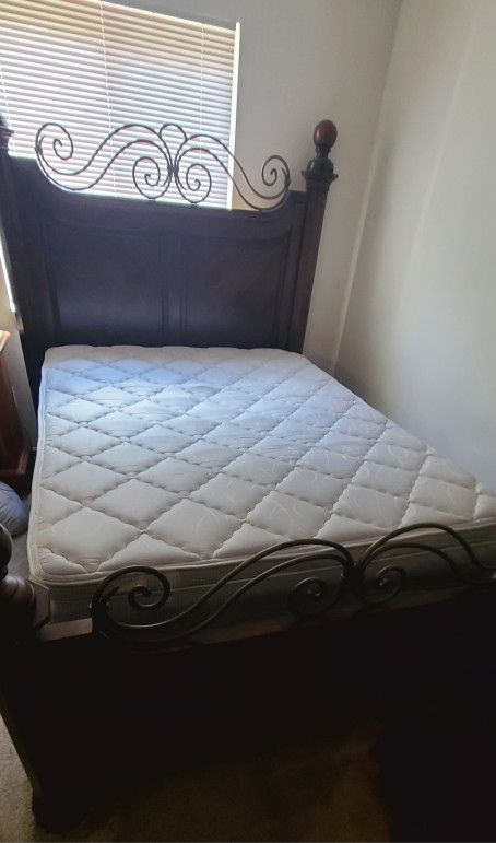 Queen Size Bed