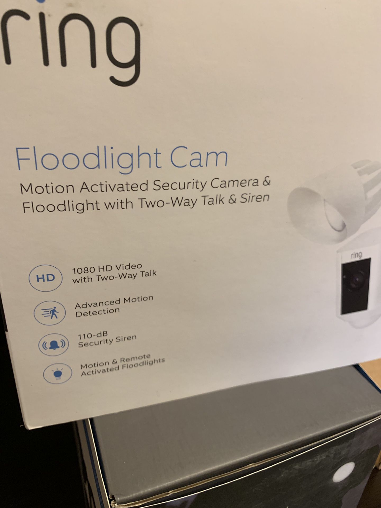Ring flood cam brand new sealed white $200