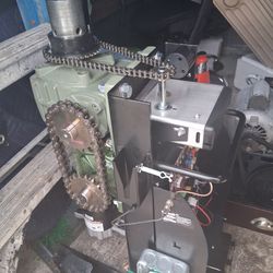 Lift Master And Mcanan