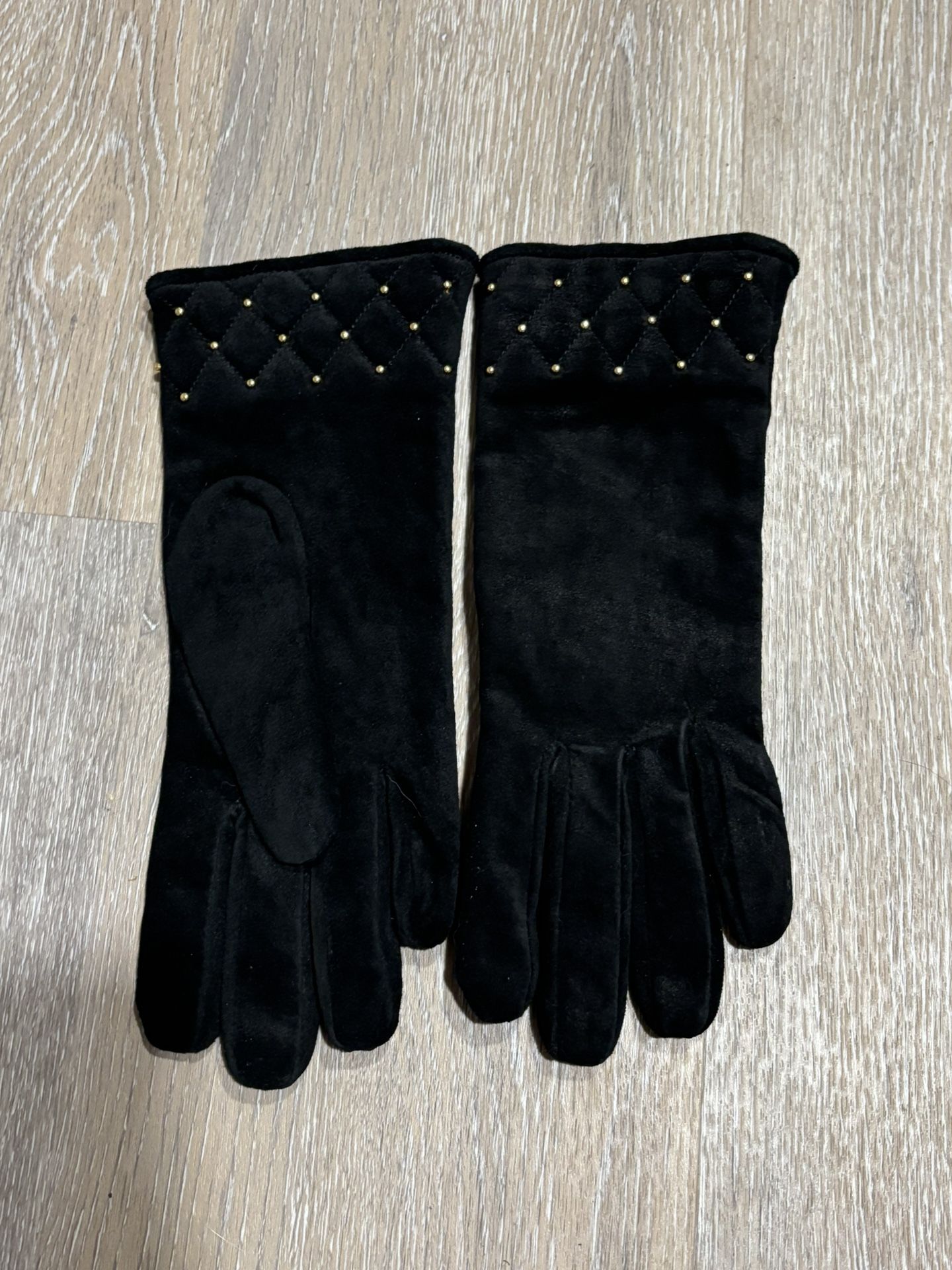 Gloves