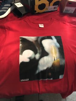 Supreme shirt size L