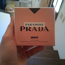 Prada Perfume 