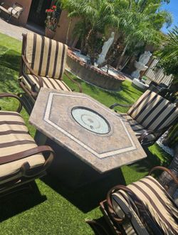 Fire Pit Patio Set 5 pieces/conversation set/Cash Only