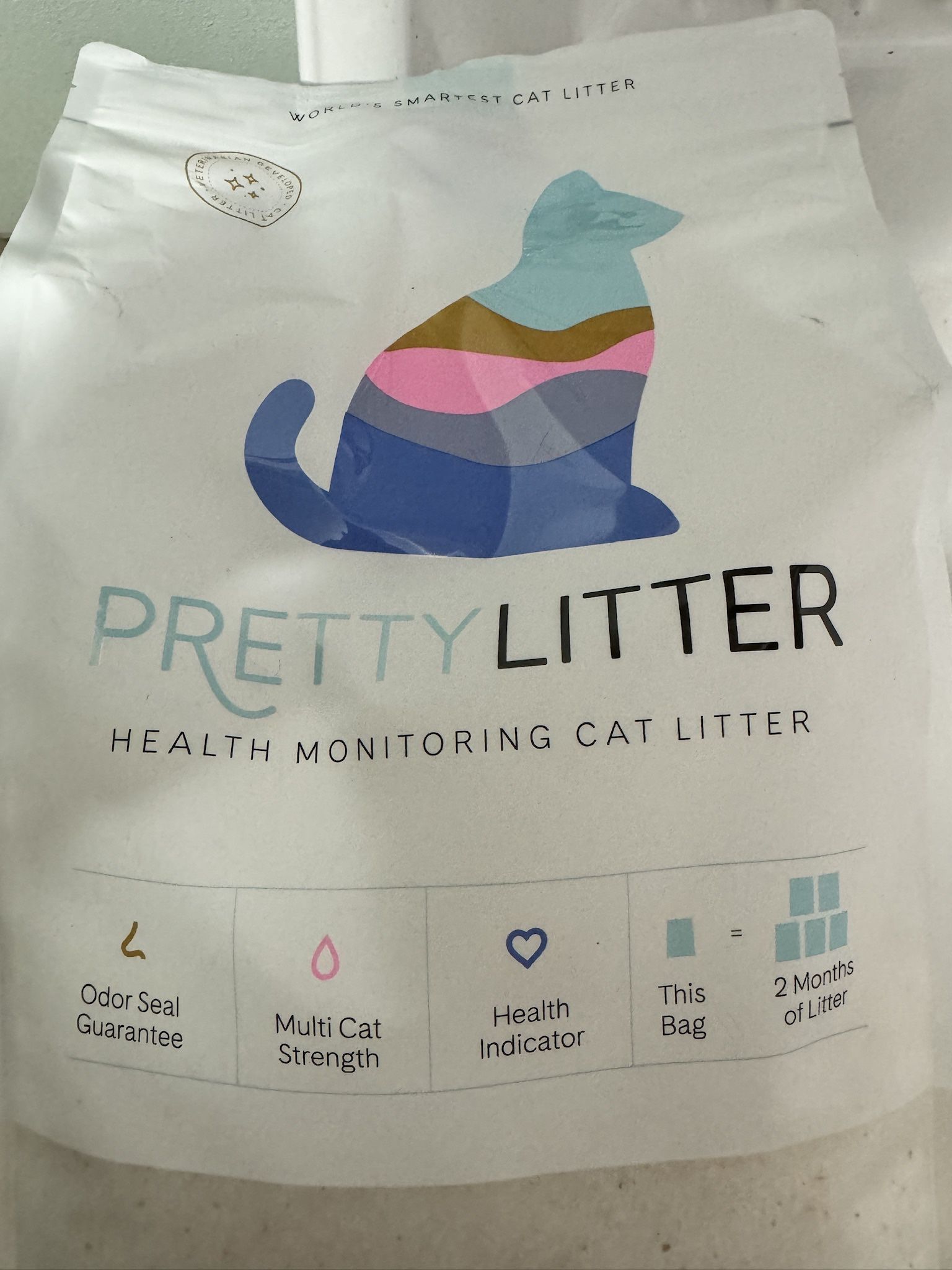 Pretty Litter Cat Litter. 5 Bags total. 34 lbs.