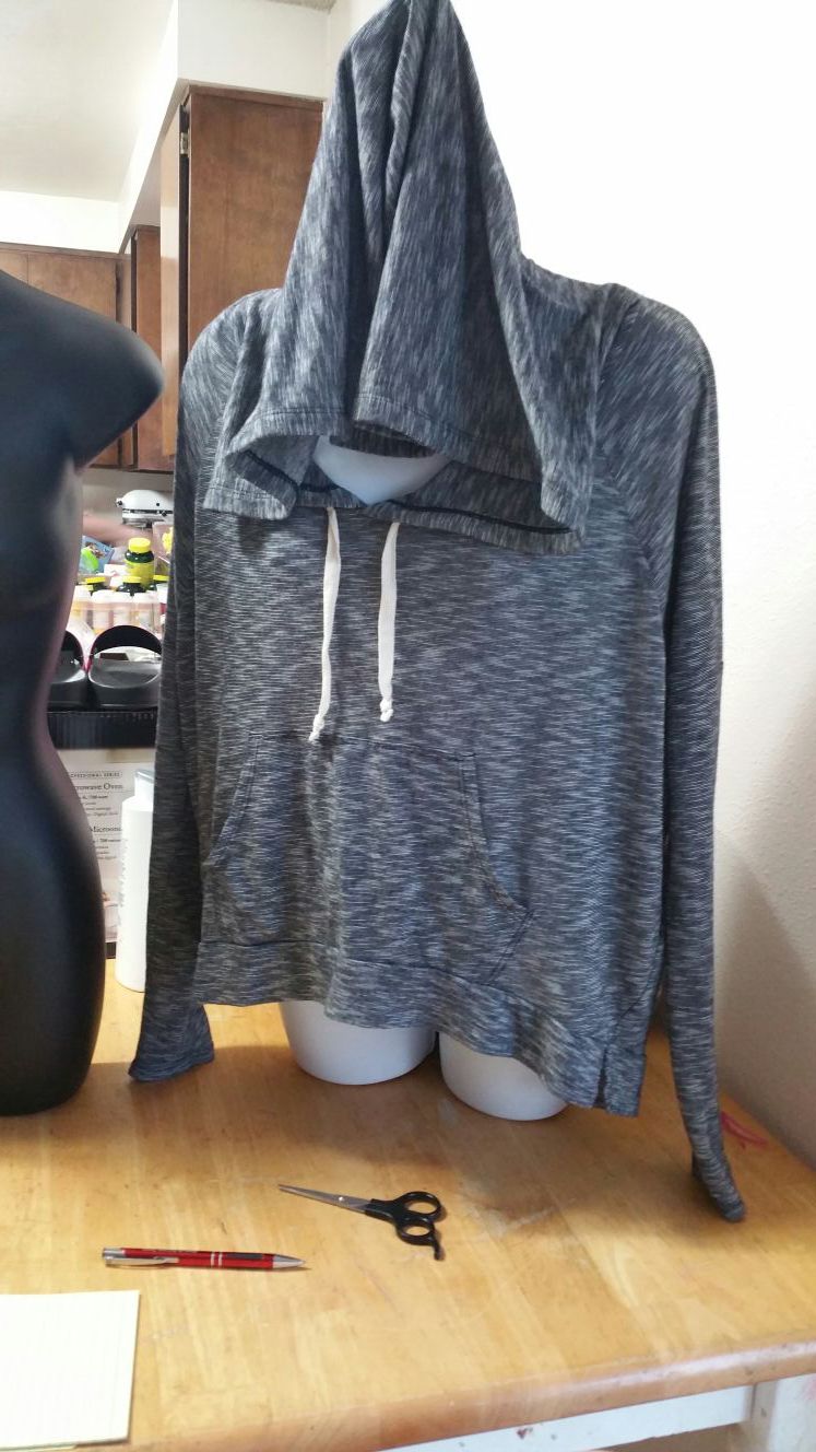 Hollister oversized lightweight hoodie size M/L