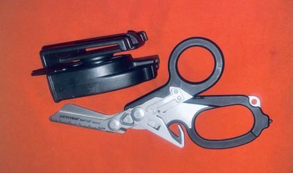Leatherman Raptor Rescue 6-in-1 Emergency Trauma Shears with Holster