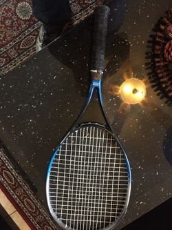 Tennis racket- Head