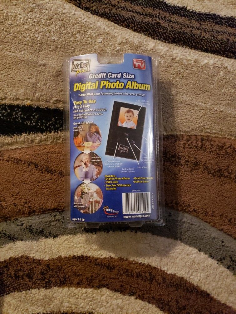 Digital Photo Frame