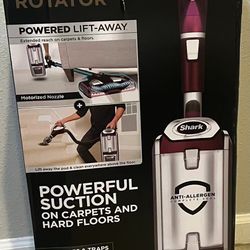 Shark NV752 Rotator Powered Lift-Away TruePet Upright Vacuum