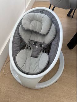 Munchkin swing chair