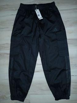 New Mens Size Medium adidas