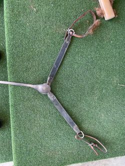 Breast collar