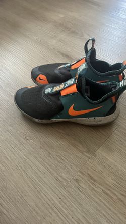 Nike Flex Runner' Running Shoe Size 5.5 