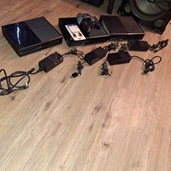 3 XBox One Systems
