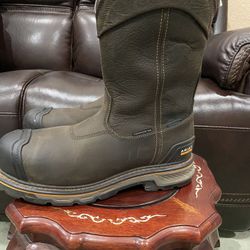 Brand New Ariat Size 11 Steel Toe Stump Jumper Work Boots Worn Once FIRM ON PRICE