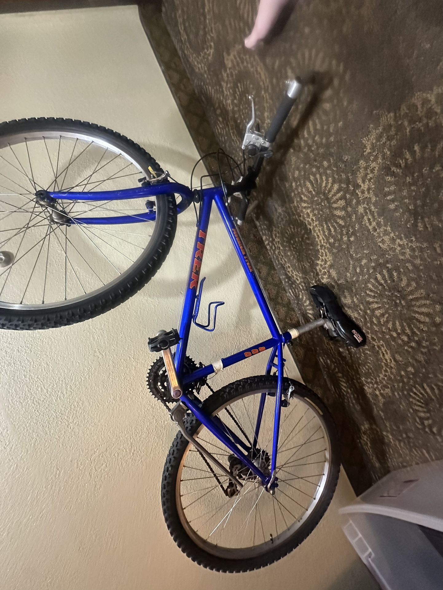 Trek Mountain Bike 800