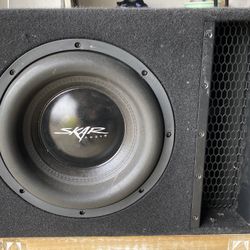 Single 12" 2,500 Watt EVL Series Loaded Vented Subwoofer Enclosure