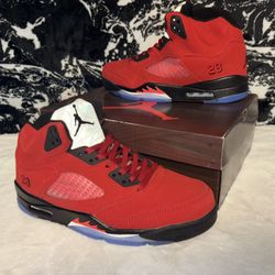 NEW Size 13 Men Jordan 5 Retro Raging Bulls DD0587-600