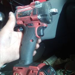 Milwaukee Fuel Brushless With Battery Xc5.0 