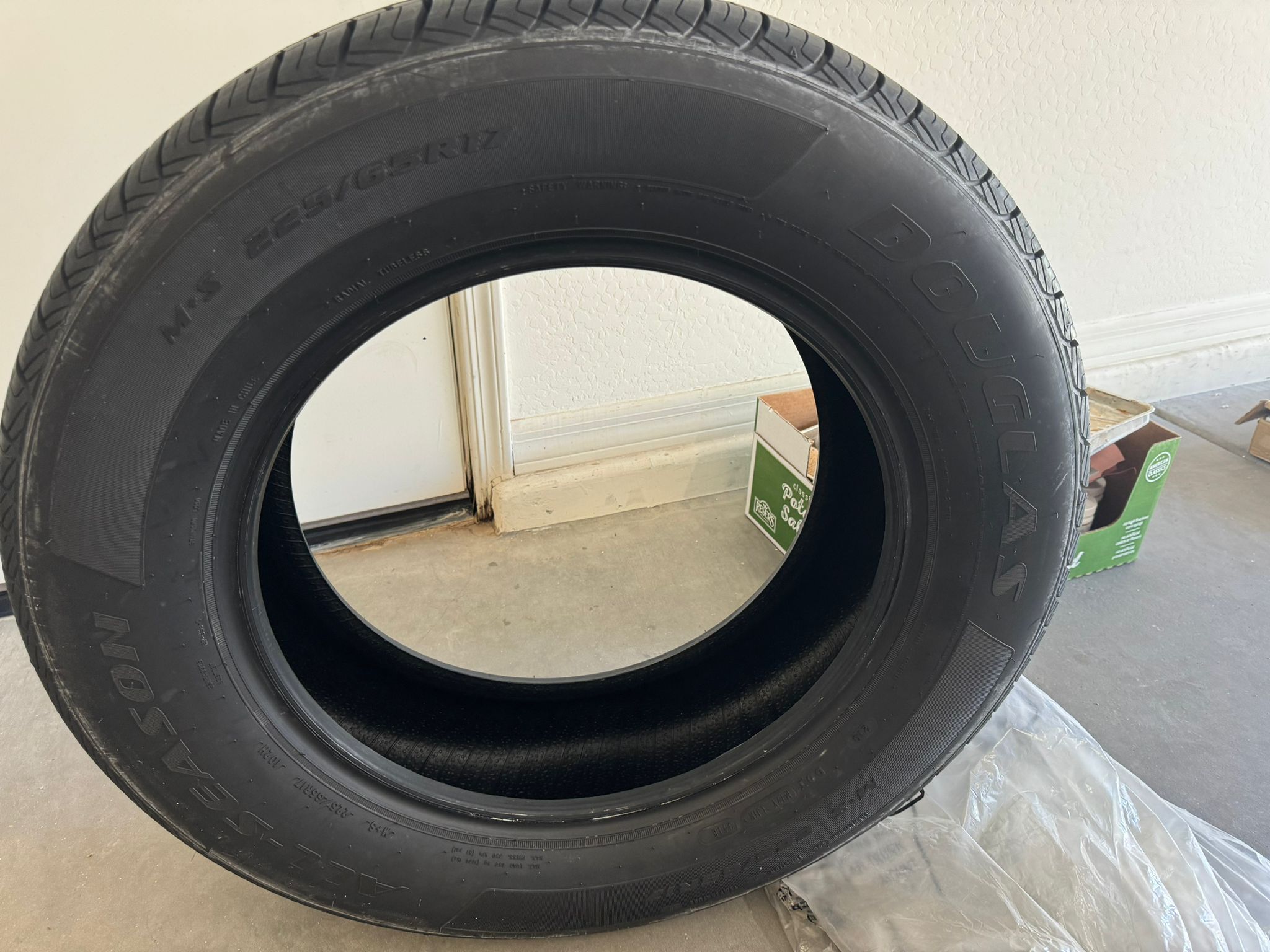 Brand New 225/65R17 Tire for Sale in Peoria, AZ - OfferUp