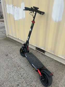 Electric scooter