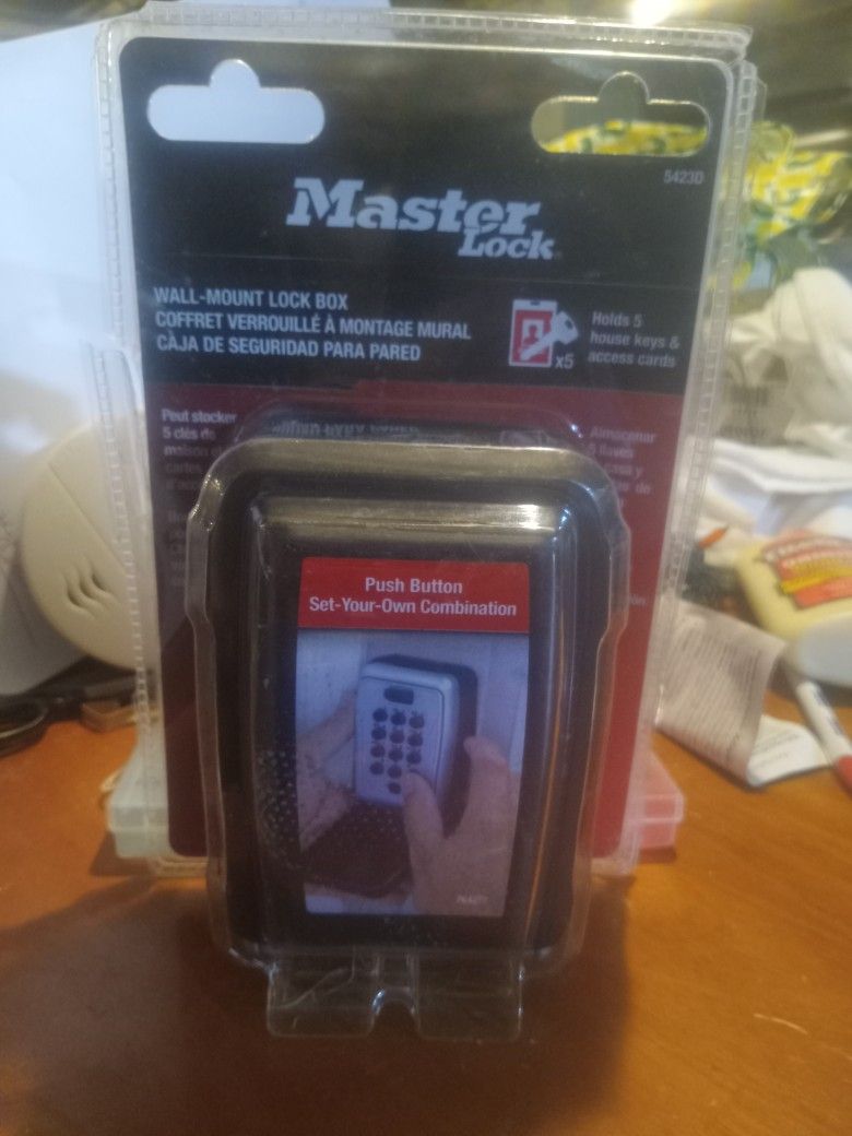 Master Lock Wall-Mount Lock Box