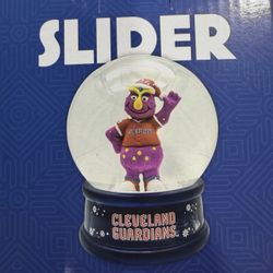 Slider Cleveland Guardians Snow Globe 