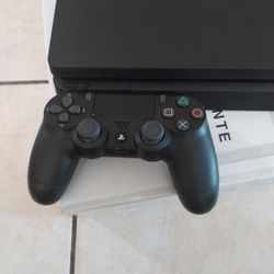 PS4 Slim New