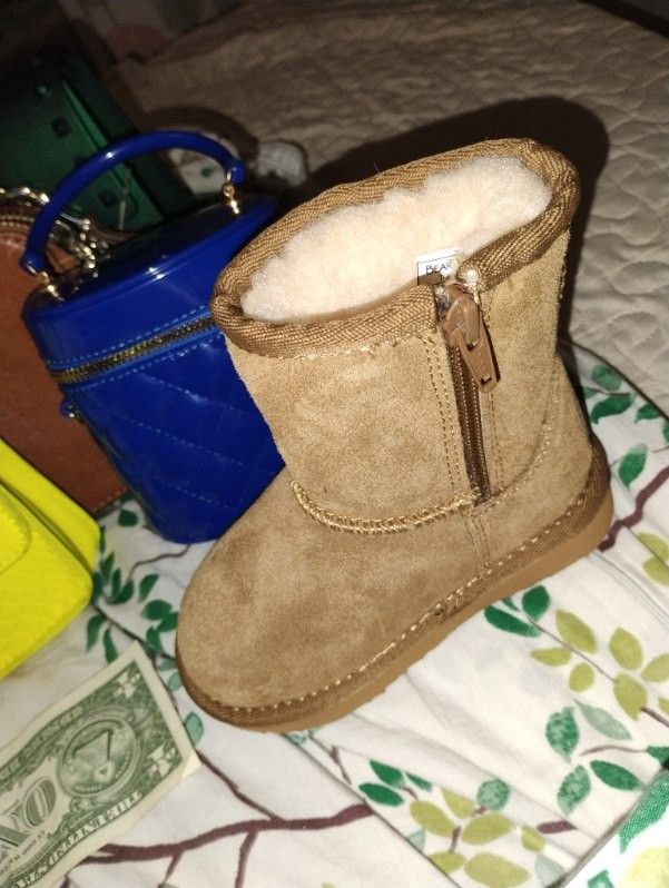 Toddler/Child Faux Seude Boots Size7 Todde