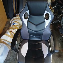 Gaming/Office Chair