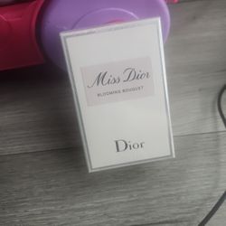MISS DIOR BLOOMING BOUQUET 3.4