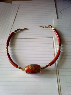 Elegant red choker $5