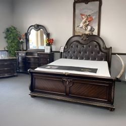 Stanley Cherry Brown Upholstered Sleigh Bedroom Set
