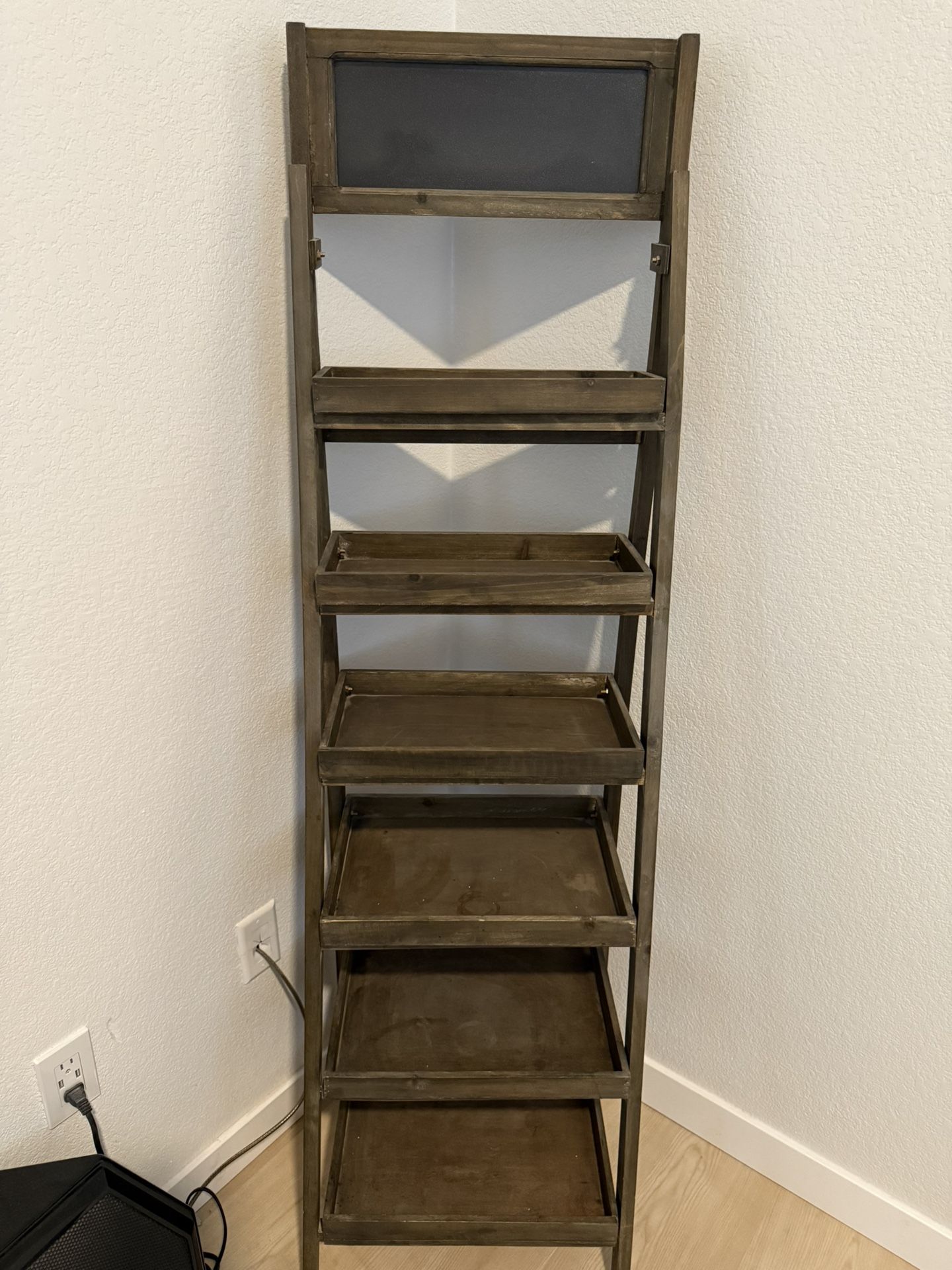 Wooden Shelve