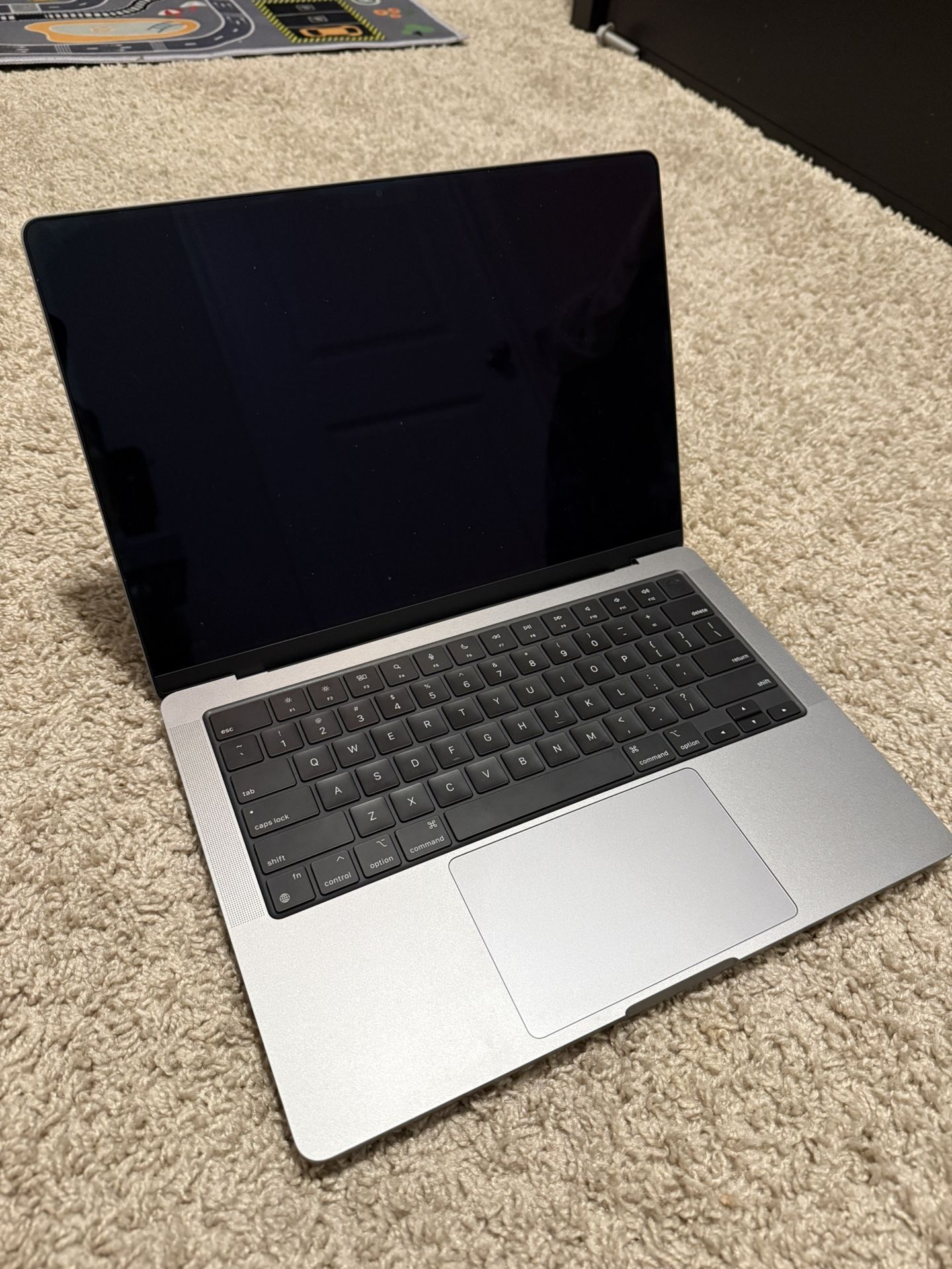 2023 MacBook Pro 14” - Apple M3, 8GB RAM, 500GB SSD - Lightly Used, Excellent Condition (No Box)