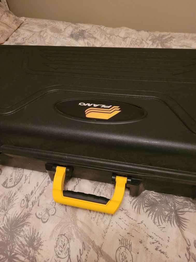 Plano Bow Case