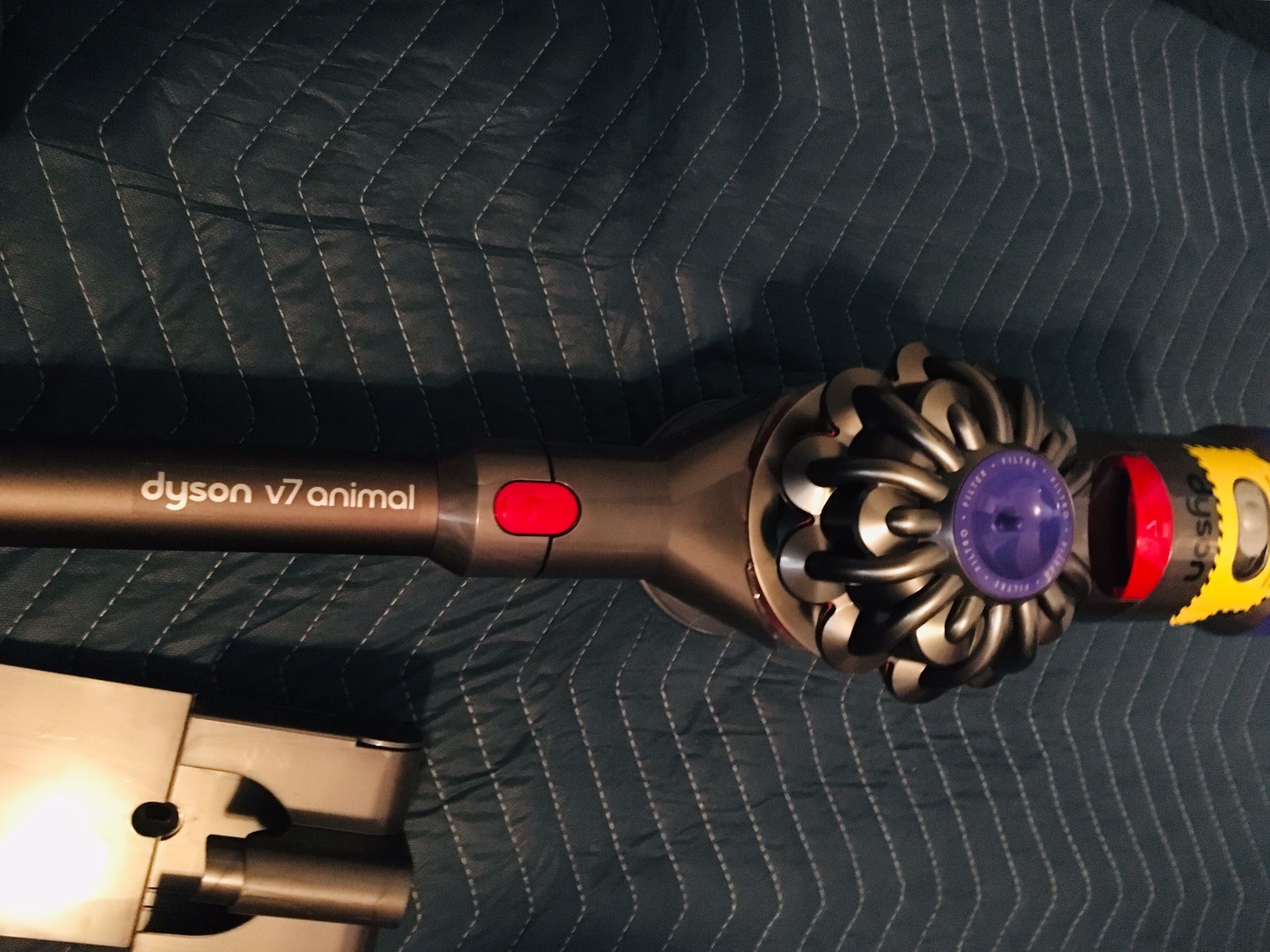 Dyson D7 animal cordless vacuum for Sale in Las Vegas, NV OfferUp