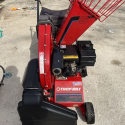 Troy bilt chipper/vac