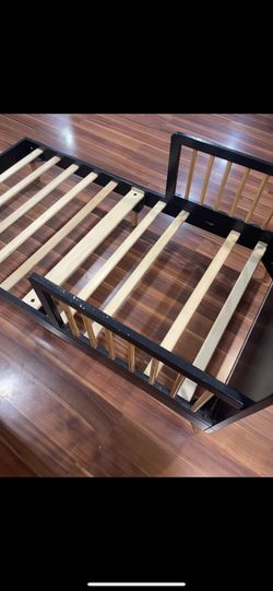 Free Toddler Bed Frame