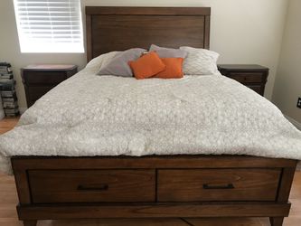 Queen bed