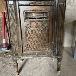 Antique Vintage Victor Radio 