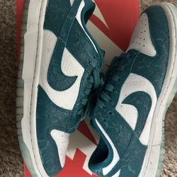women dunks 