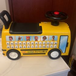 Coco melón Shcool Bus