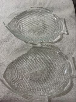 2 Glass Fish Serving Plates