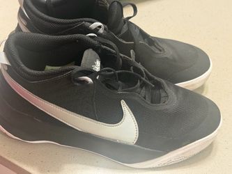 Nike shoes 7y